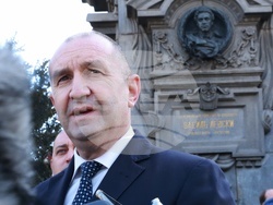 Румен Радев - Васил Левски - почит