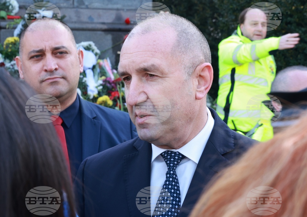 Румен Радев - Васил Левски - почит