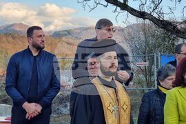 Троян - спортна зала - първа копка