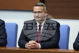 Народно събрание - заседание - служебно правителство