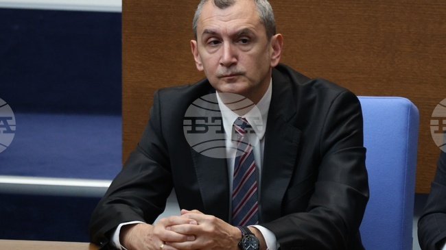 Служебният министър на здравеопазването Михаил Околийски е разпоредил проверка в УМБАЛ „Св. Анна“ в София след случай на починало бебе