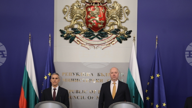 Историята не помни тези, които са имали гръмки титли, но помни вземалите решения, когато е трябвало, каза бившият премиер Росен Желязков