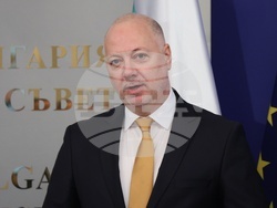 Министерски съвет - служебен кабинет - приемане на властта