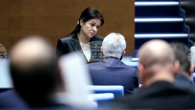 Parliament Backs First-Reading Liability Exemption for Discrimination Protection Committee Members