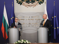 Министерски съвет - служебен кабинет - приемане на властта