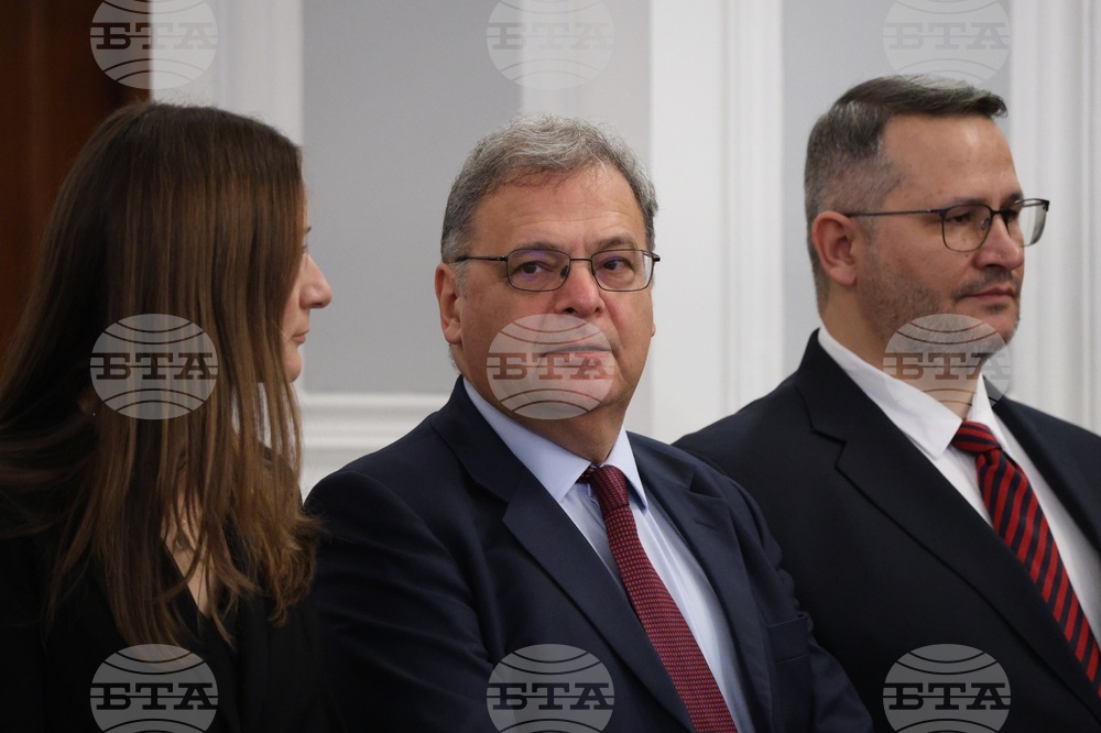 Министерски съвет - служебен кабинет - приемане на властта