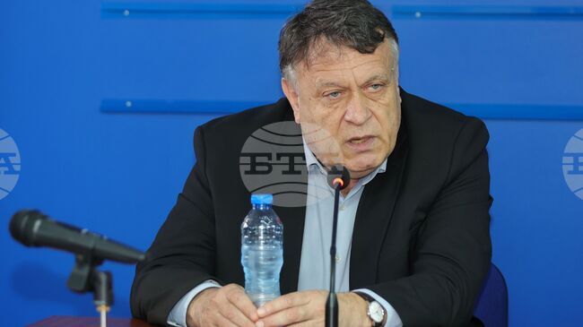 Когато има идея и хора, готови да я следват, няма сила, която да ги спре, каза Сливен ректорът на Софийския университет проф. Георги Вълчев