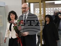 Министерство на финансите - служебен министър - приемане на поста