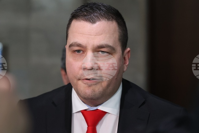 Христанов е направил щаб на партия "Единение" в земеделското министерство, каза Станислав Балабанов от ИТН