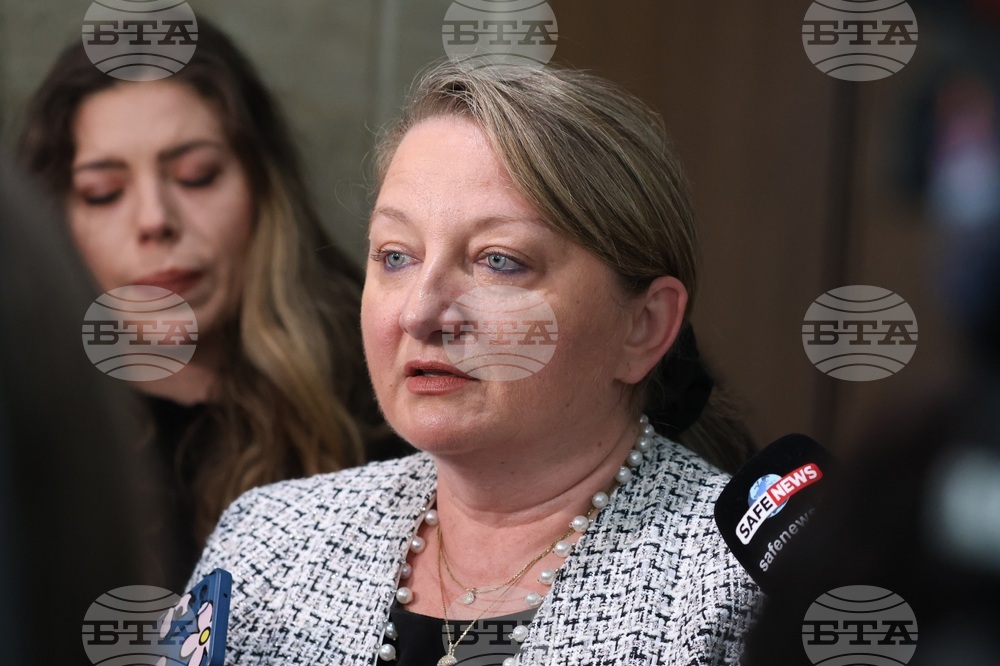 GERB-UDF Say President Iotova Does Bear Responsibility for Caretaker Cabinet