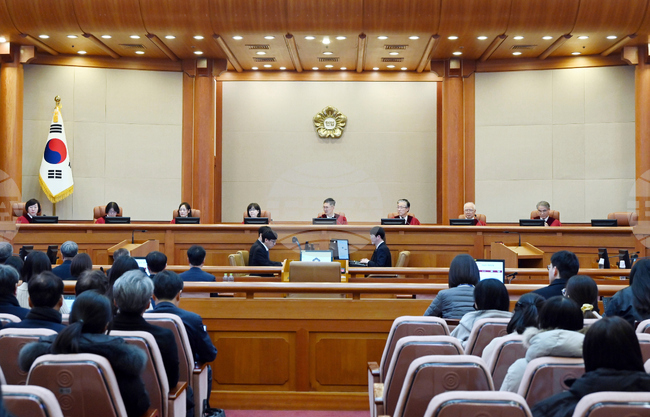 Южна Корея прие мащабен закон, лишаващ прокуратурата от разследващи правомощия