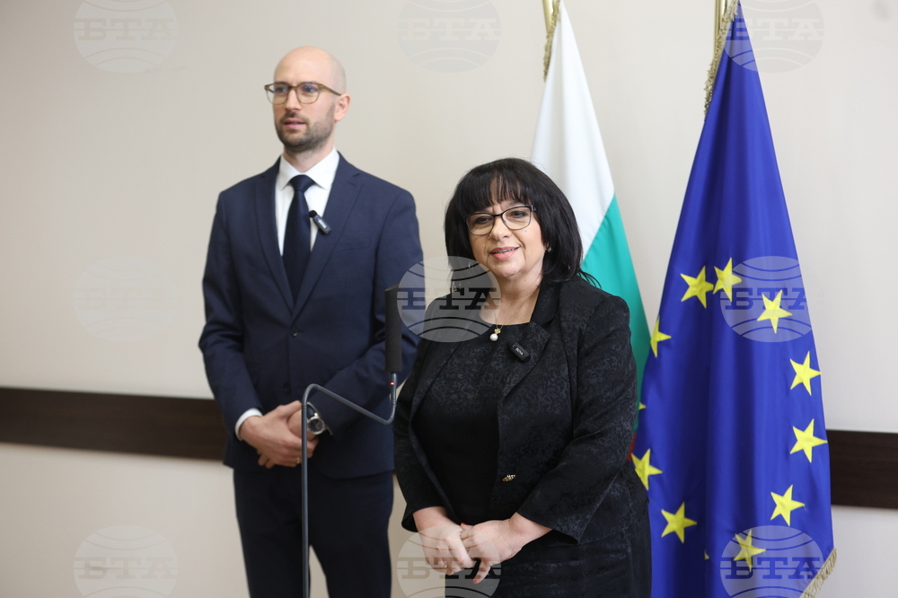 Министерство на финансите - служебен министър - приемане на поста