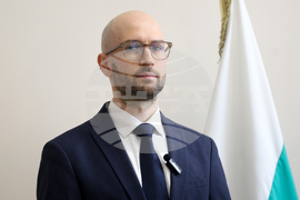 Министерство на финансите - служебен министър - приемане на поста