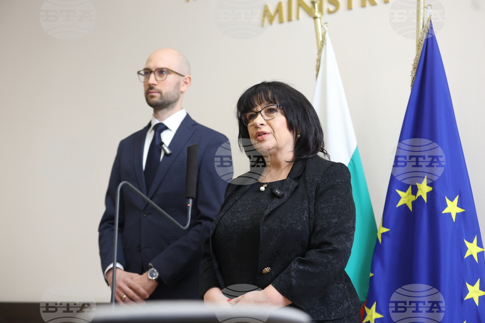 Министерство на финансите - служебен министър - приемане на поста