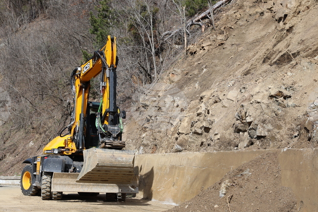 Село Кремен - свлачище - отстраняване