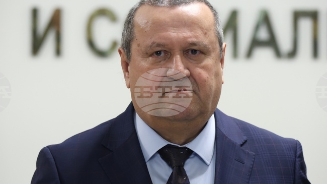 Служебният министър на труда и социалната политика Хасан Адемов разпореди проверка на сигнала за насилие над дете в село Ракево