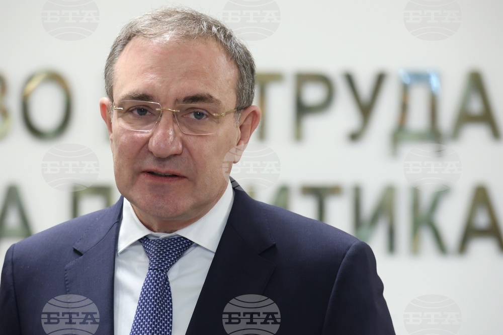 Former Labour Minister: It Is Good News that Successor Is Familiar with System in Detail