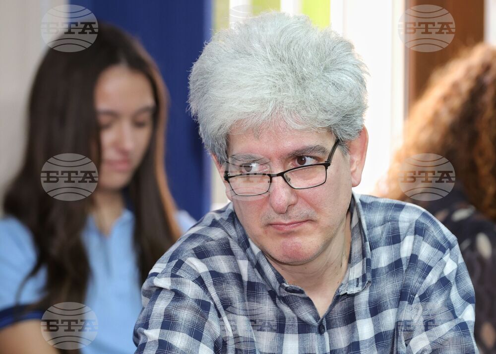 Основната цел на инициативата за клубовете "Млади възрожденци" е децата да се запознаят с делото на значими исторически личности, каза историкът Георги Георгиев