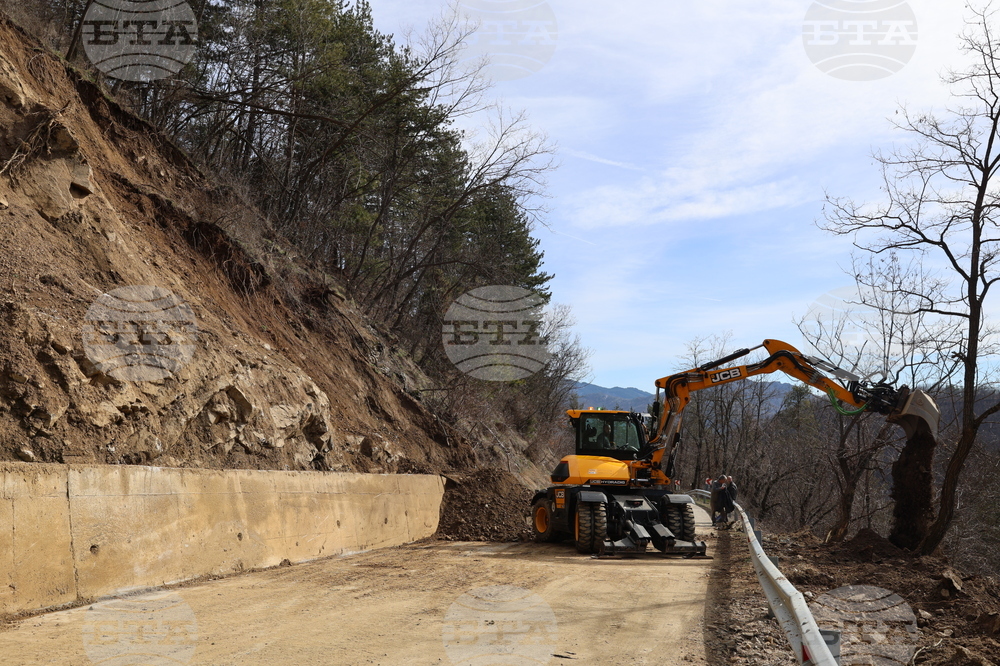 Село Кремен - свлачище - отстраняване