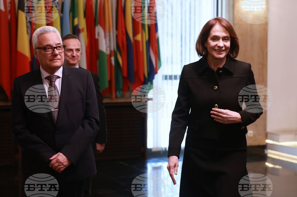 Министерство на външните работи - служебен министър - приемане на поста