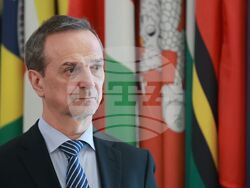 Министерство на външните работи - служебен министър - приемане на поста - Ради Найденов