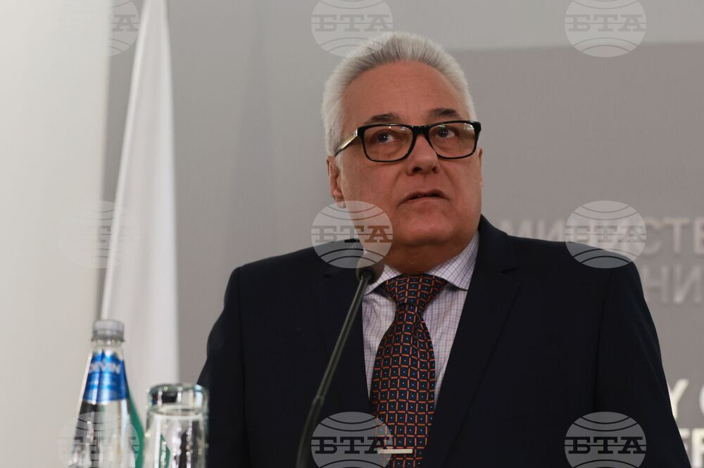 Министерство на външните работи - служебен министър - приемане на поста - Марин Райков