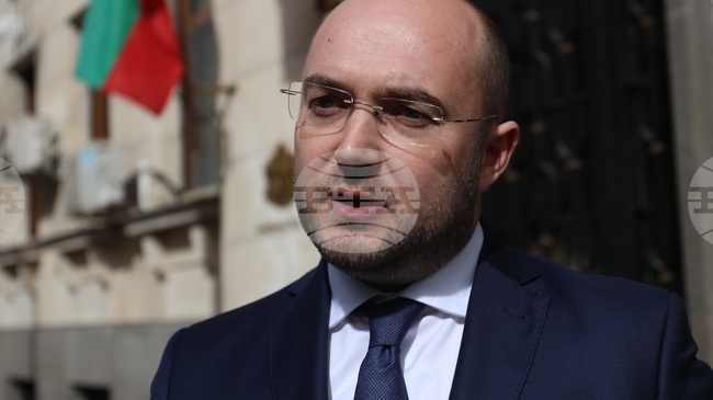 Оставям Министерството на правосъдието с над 50 подготвени закона и напредък по ключови реформи, заяви бившият министър Георги Георгиев 