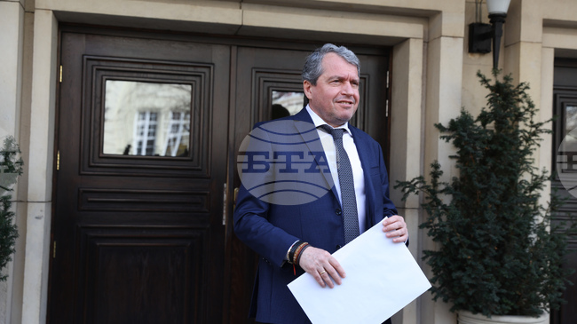 От ИТН са подали сигнал в прокуратурата за проверка има ли натиск от служебния министър Дечев за оставки на служители на МВР във връзка с "Петрохан" 