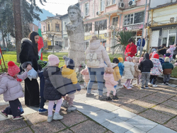 Кюстендил - Васил Левски - почит