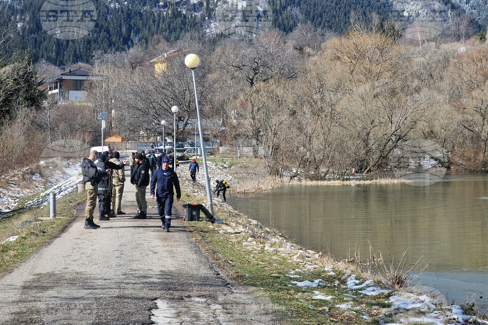 Смолян - учение - водолази 