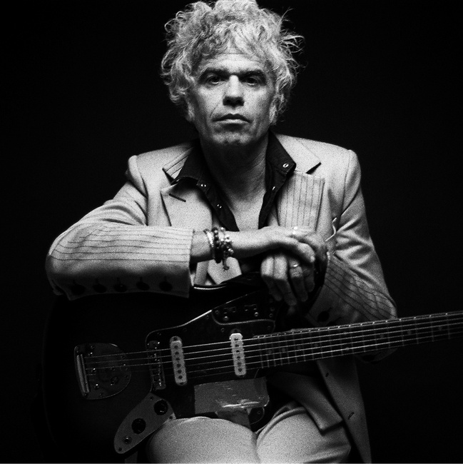 Португалският китарист То Трипш гостува днес в София