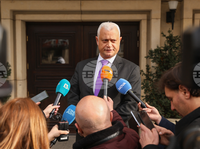 Interior Minister Dechev Vows to Do His Best "to Allow Interior Ministry Personnel to Fulfill Obligations and Secure Fair Elections" 