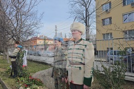 Панагюрище - паметна плоча „Васил Левски“ - почит