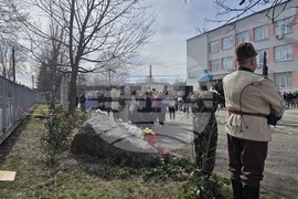 Панагюрище - паметна плоча „Васил Левски“ - почит