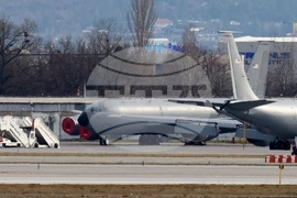 Летище „Васил Левски“ - самолети на САЩ
