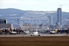 Летище „Васил Левски“ - самолети на САЩ