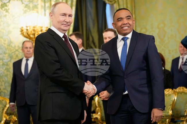 Путин прие временния президент на Мадагаскар в Москва