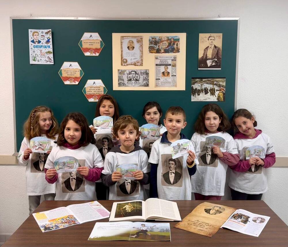 С творчески и спортни занимания учениците от Българското училище „Иван Вазов“ в Сарон, Испания, почетоха паметта на Васил Левски