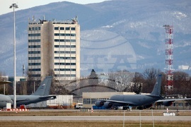Летище „Васил Левски“ - самолети на САЩ