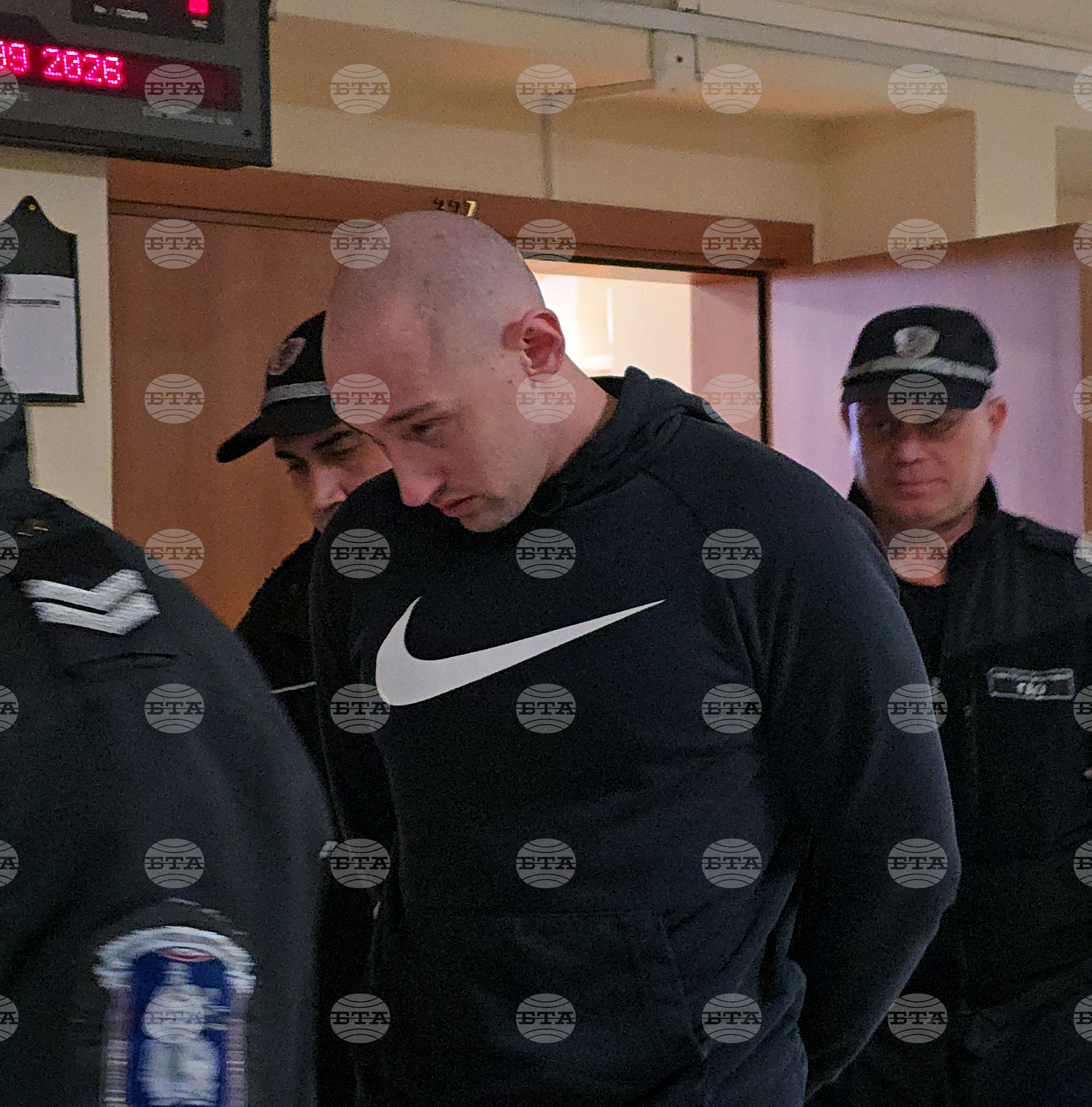 Ловеч - дело - мярка за неотклонение