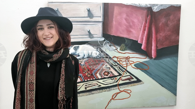 Художничката Александра Александрова представя първата си самостоятелна изложба „Балкански уют“ в Плевен