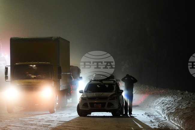 APTOPIX California Avalanche