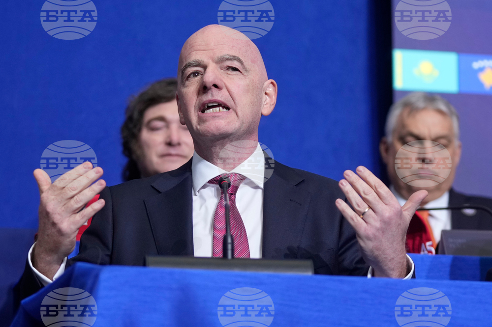 ФИФА ще сътрудничи на Съвета за мир на Тръмп