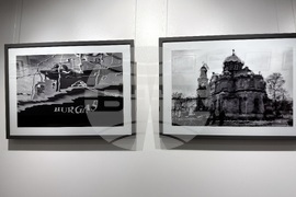 Казанлък - Жечо Планински - изложба - „Черно-бяло“