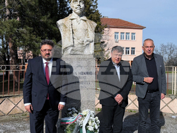 Sliven - Stoil Voyvoda – monument – flower laying