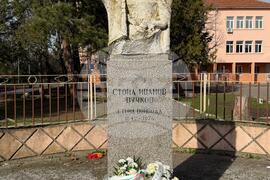 Sliven - Stoil Voyvoda – monument – flower laying