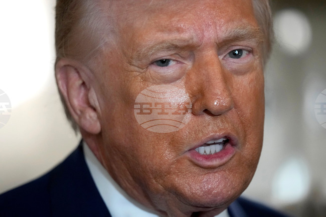 Тръмп заяви, че Обама е разкрил класифицирана информация, когато е казал, че извънземните са реални