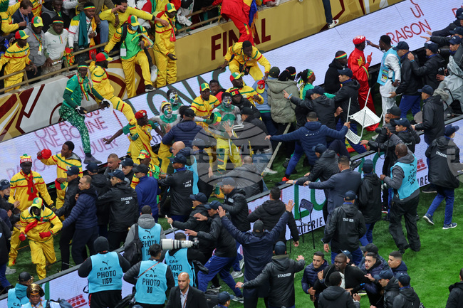 Мароко осъди на затвор 19 футболни фенове заради действията им по време на финала на Купата на африканските нации