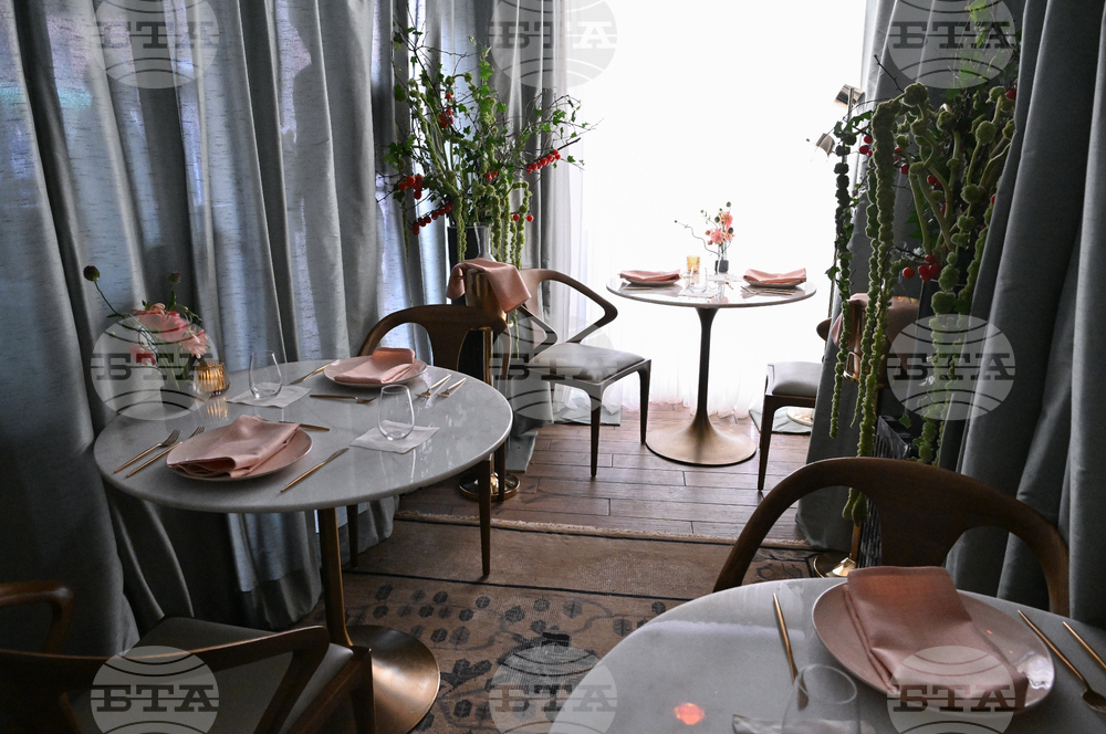 Papa Johns Star Worthy Dining Experience