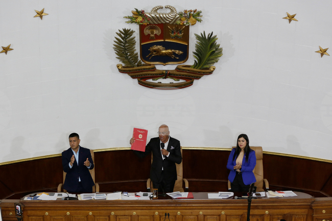 Осемдесет политически затворници бяха освободени днес във Венецуела, каза председателят на парламента